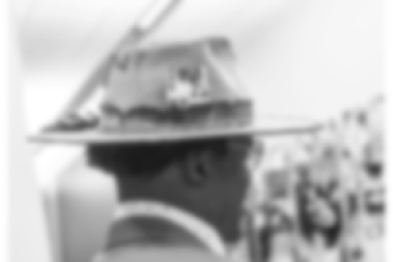 2018_11_4 CARvsTB Cam presser 0164