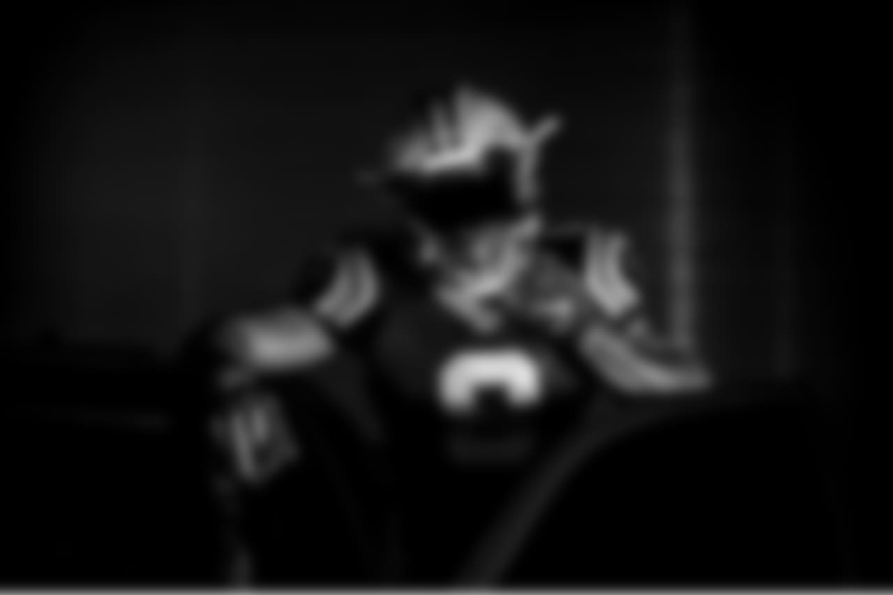 AllBlackUniform_324