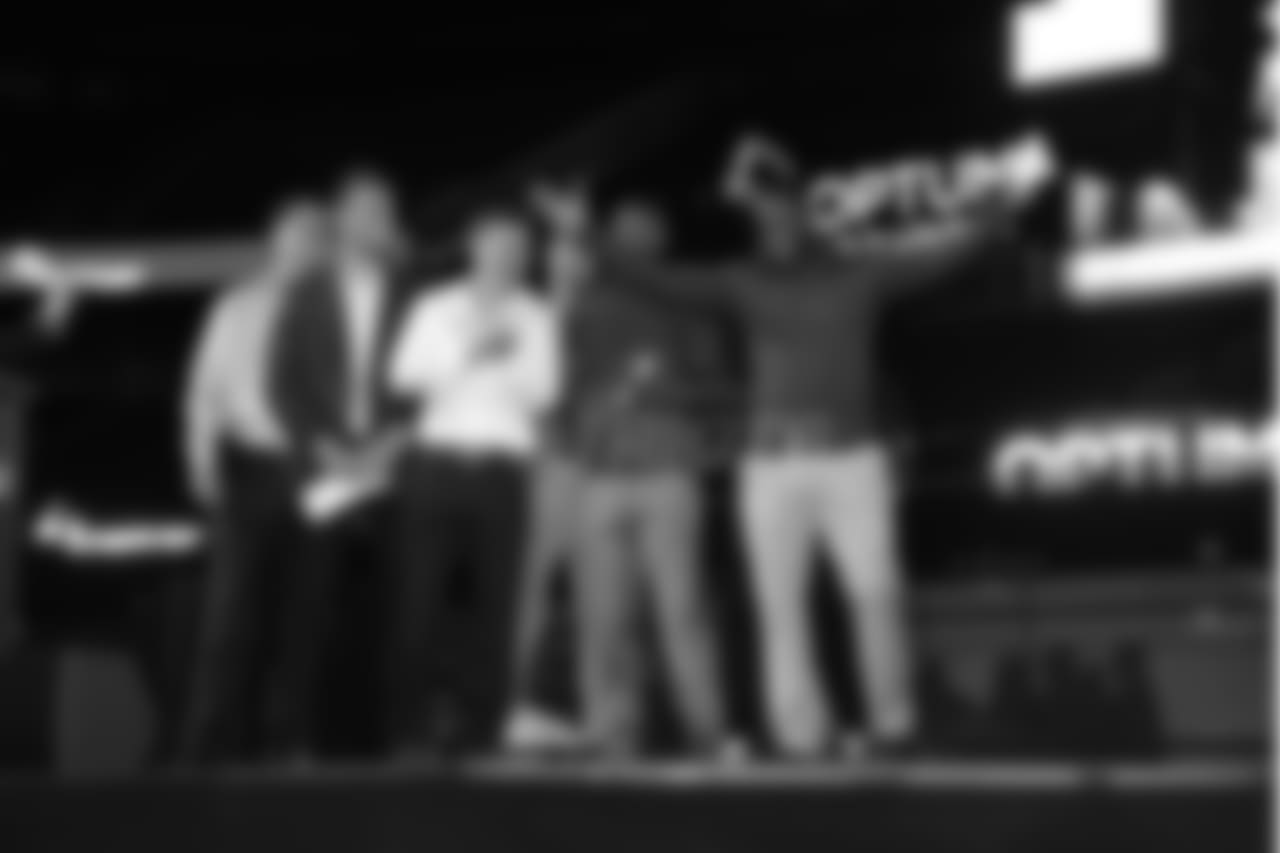082818-PatsPremiere_EJA1563-watermarked