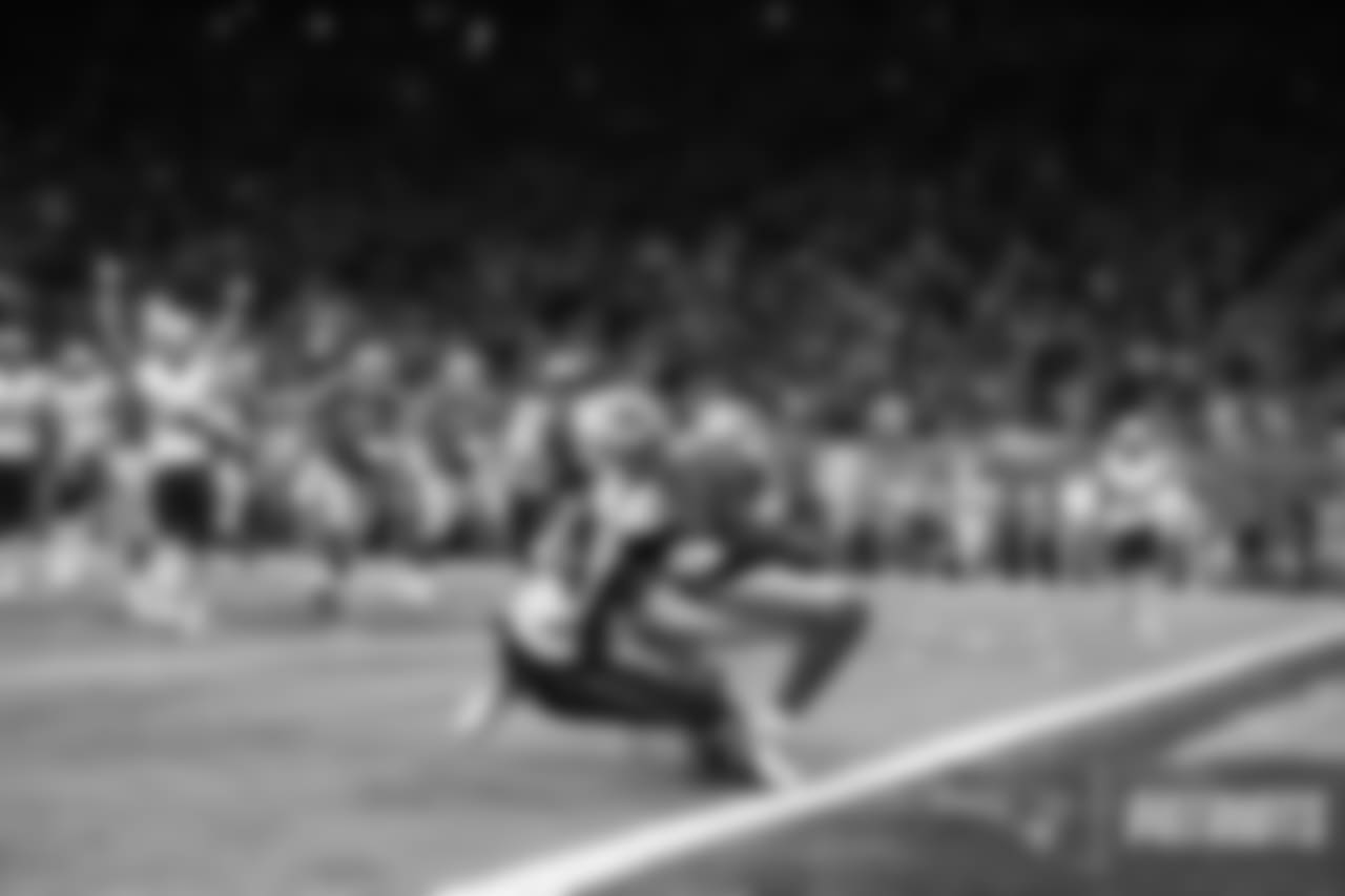 Week 3 at Detroit Lions
New England dropped their second road game of the season with the Lions utilizing a ball-control attack to the tune of a 26-10 victory over the Patriots.