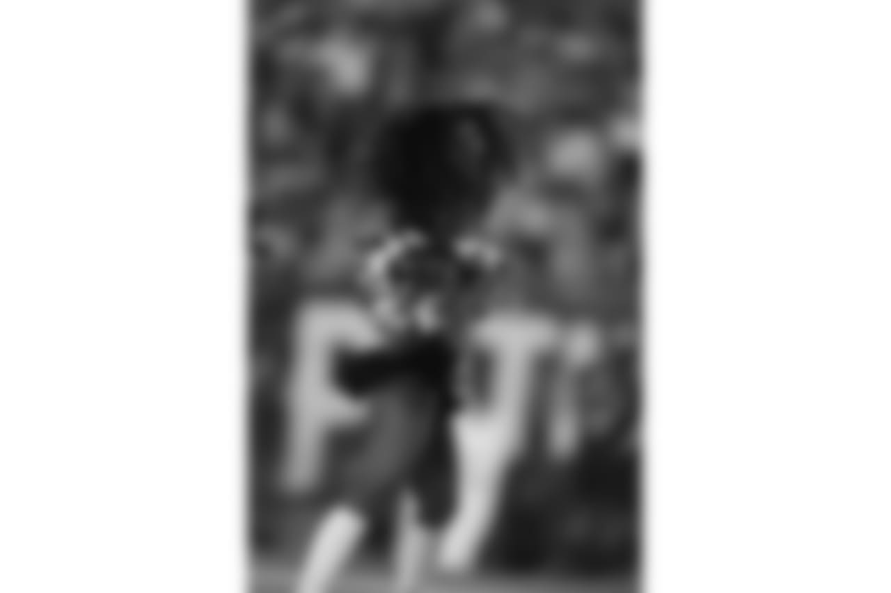 PE081618-Cheer_DS25-watermarked