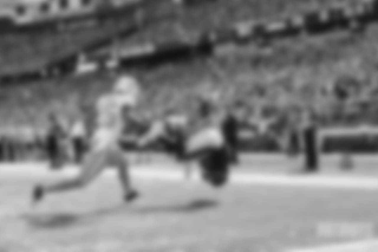 Week 4 vs. Miami Dolphins
The Patriots snapped their two-game losing streak with a dominant 38-7 victory over the Miami Dolphins.