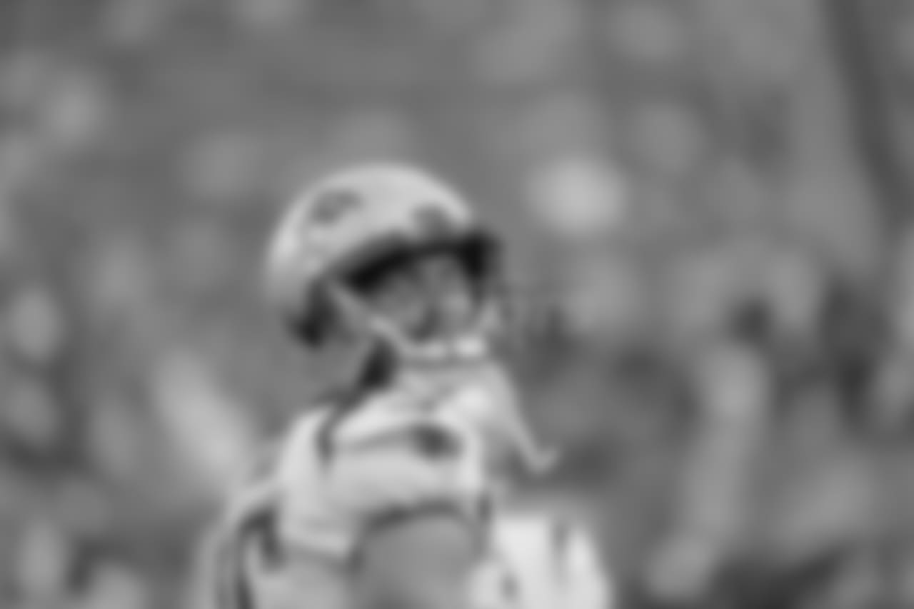 Chris Hogan prior to kickoff.