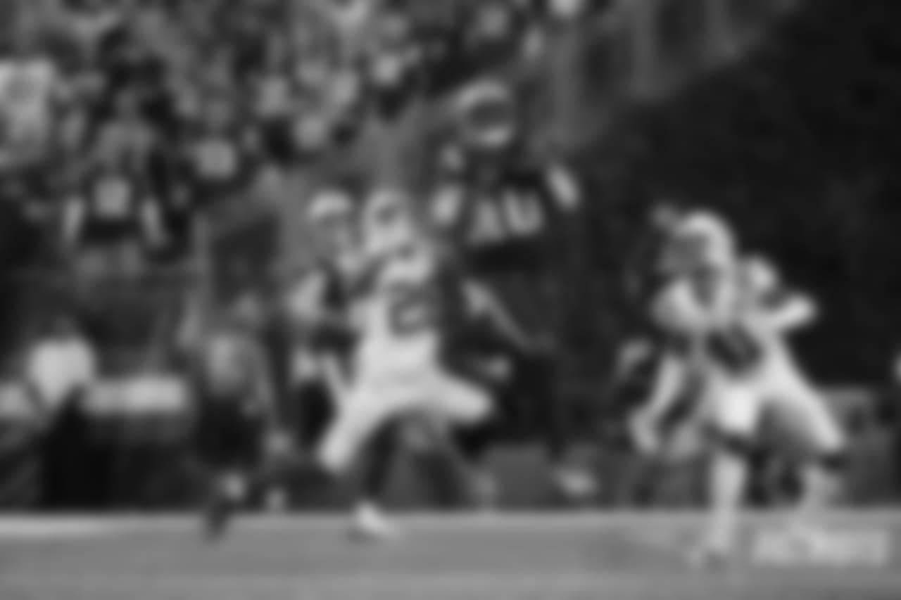 Week 5 vs. Indianapolis Colts
Tom Brady's 500th career touchdown secured a 38-24 victory over the undermanned Indianapolis Colts.