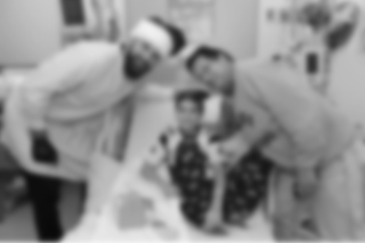 BOSTON, MA - DECEMBER 12: New England Patriot alumni Sebastian Vollmer visits with Mike and Dad at Boston Children's Hospital December 12, 2017 in Boston, Massachusetts. (Photo by Darren McCollester/Getty Images for Boston Children's Hospital)