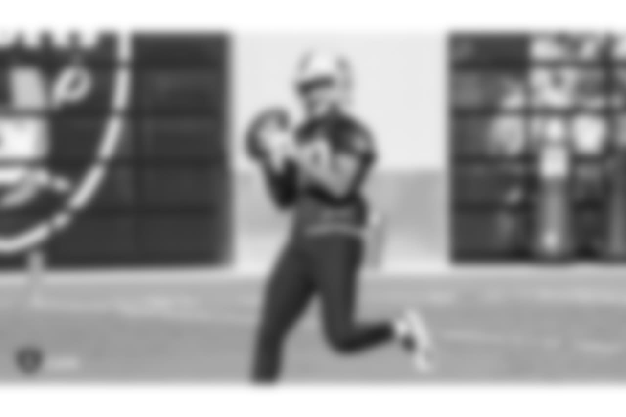 Oakland Raiders wide receiver Seth Roberts (10) on the field for practice at the Oakland Raiders Practice Facility, Friday, October 26, 2018, in Alameda, California.