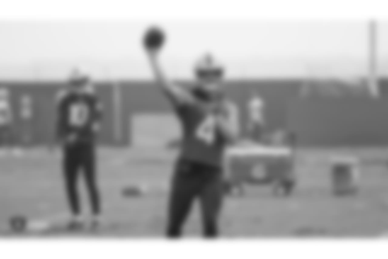 Oakland Raiders quarterback Derek Carr (4) on the field for practice at the Oakland Raiders Practice Facility, Friday, December 21, 2018, in Alameda, California.