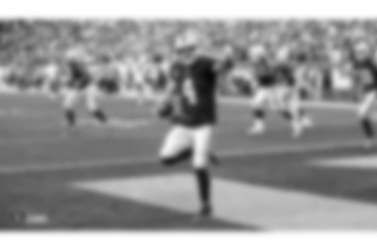 Oakland Raiders quarterback Derek Carr (4) during the Oakland Raiders regular season game against the Kansas City Chiefs at Oakland-Alameda County Coliseum, Sunday, December 2, 2018, in Alameda, California. The Oakland Raiders lost 40-33.