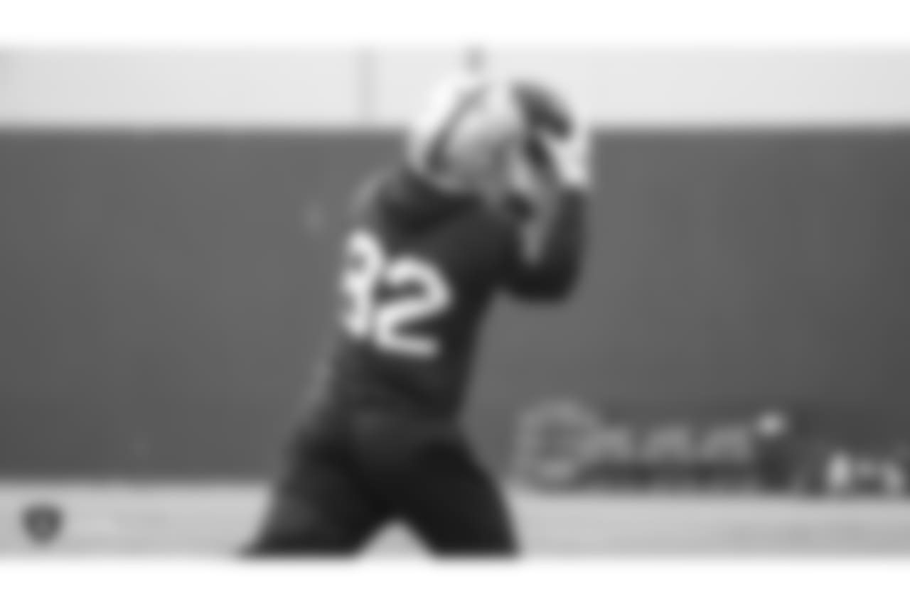 Oakland Raiders wide receiver Jordy Nelson (82) on the field for practice at the Oakland Raiders Practice Facility, Friday, December 21, 2018, in Alameda, California.
