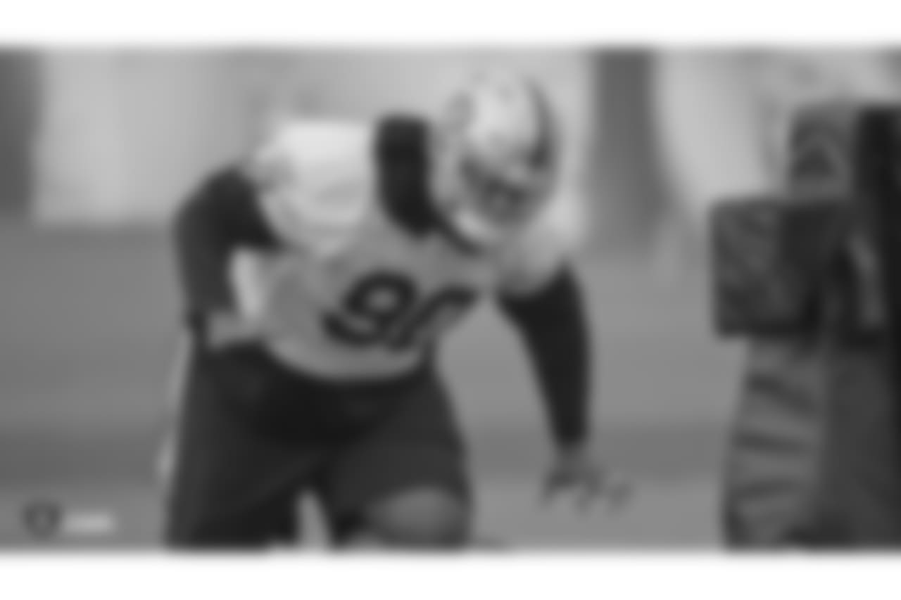 Oakland Raiders defensive tackle Johnathan Hankins (90) on the field for practice at the Oakland Raiders Practice Facility, Friday, December 21, 2018, in Alameda, California.