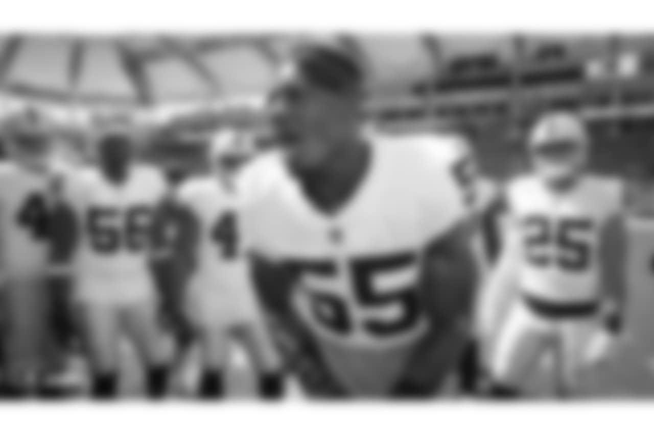 Oakland Raiders linebacker Marquel Lee (55) and the Oakland Raiders huddle up before their regular season game against the Los Angeles Chargers at StubHub Center, Sunday, October 7, 2018, in Carson, California. The Oakland Raiders lost 26-10.
