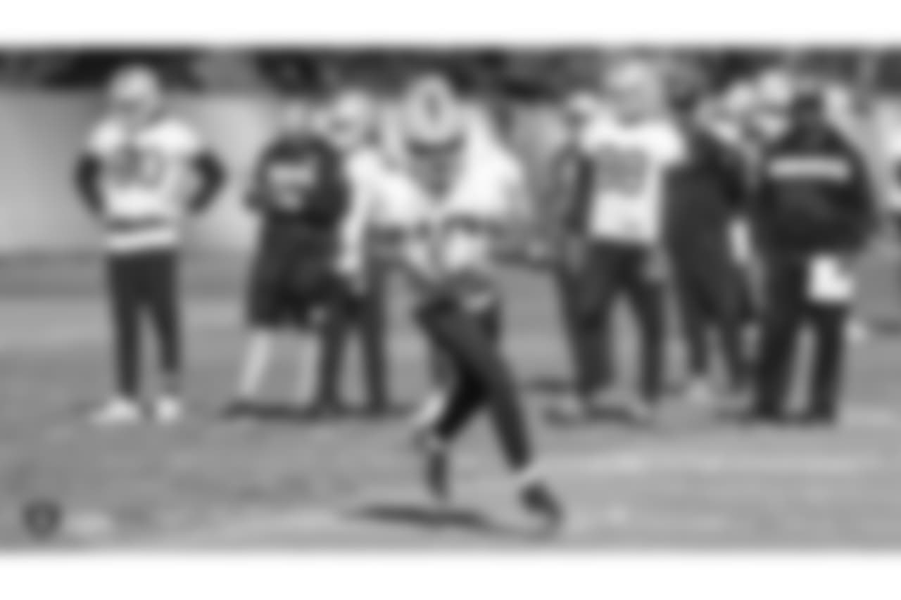 Oakland Raiders wide receiver Seth Roberts (10) on the field for practice at the Oakland Raiders Practice Facility, Thursday, December 27, 2018, in Alameda, California.
