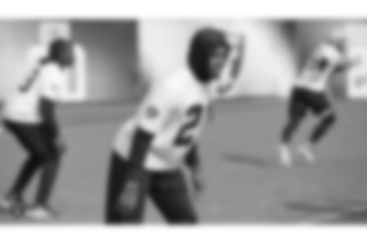 Oakland Raiders cornerback Gareon Conley (21) on the field for practice at the Oakland Raiders Practice Facility, Friday, November 9, 2018, in Alameda, California.