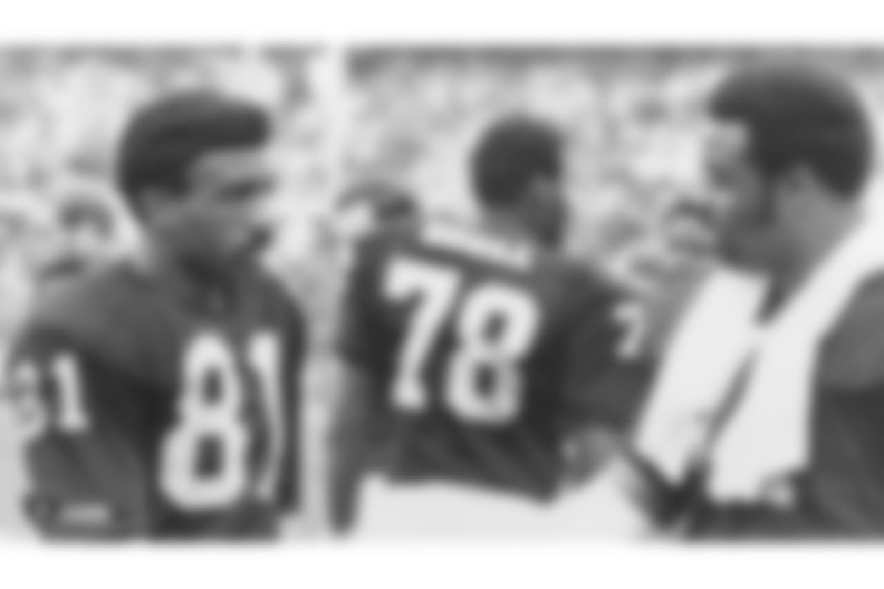 Warren Wells was a wide receiver for the Raiders from 1967 to 1970 and had 42 starts, catching 156 passes for 3,634 yards and 42 touchdowns.
