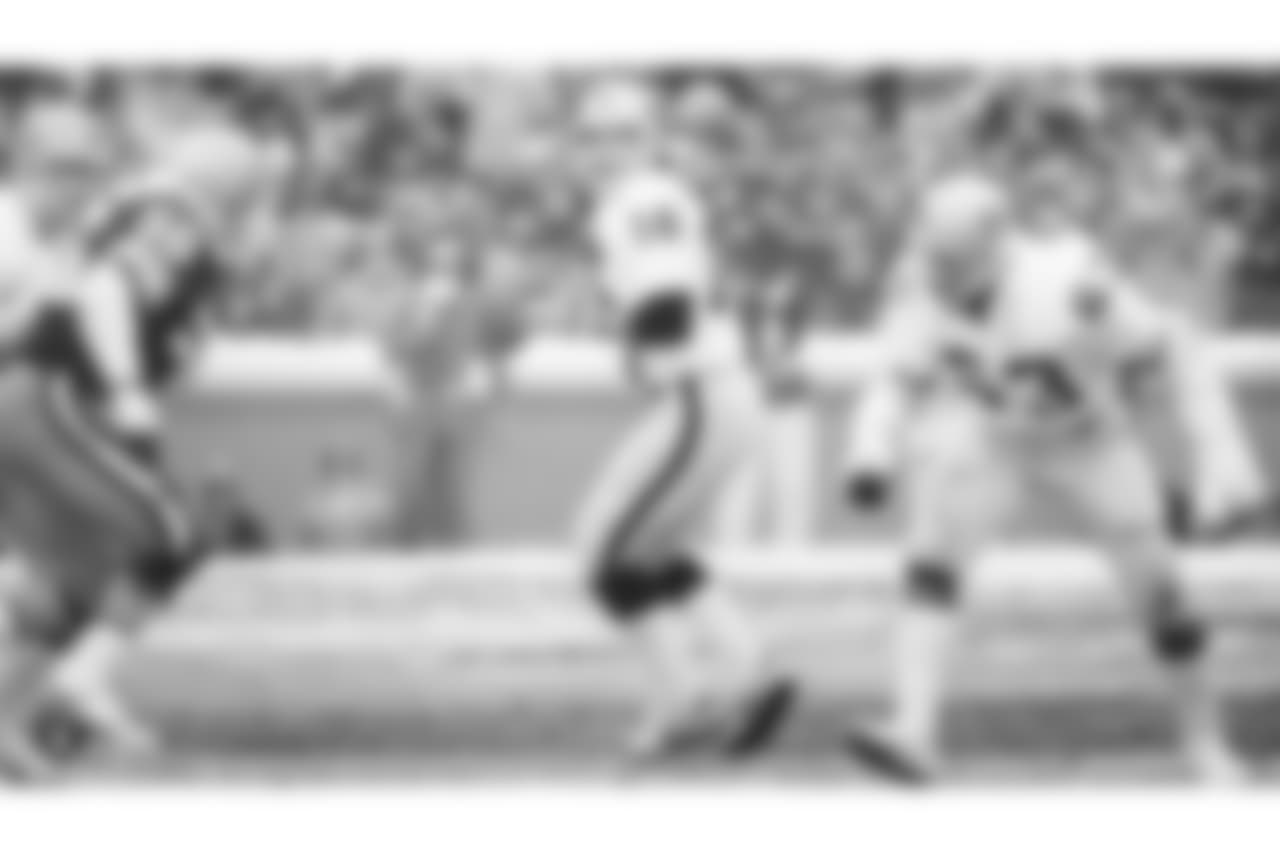 A look back at the Raiders 1980 AFC Divisional Playoff game against the Cleveland Browns, which came to be known as Red Right 88 because of the infamous passing play called by the Browns that led to a Raiders interception, and thus secured their win and advancement to Super Bowl XV against the Philadelphia Eagles.