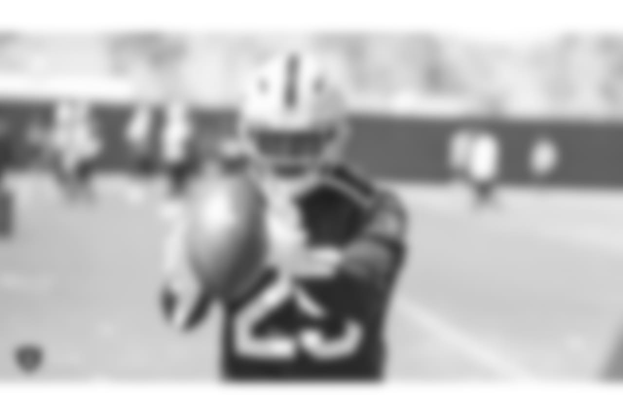 CB Leon Hall