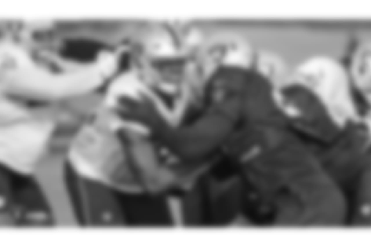 Oakland Raiders tackle Brandon Parker (75) on the field for practice at the Oakland Raiders Practice Facility, Wednesday, November 14, 2018, in Alameda, California.