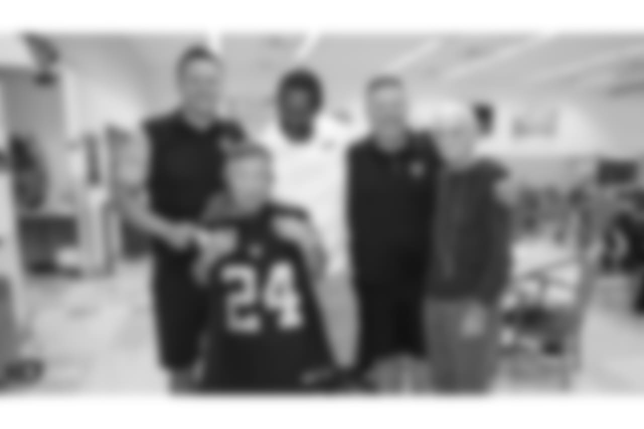 Oakland Raiders alumni Vance Mueller, Jerry Robinson, and Bob Rosentiel visit veterans and thank them for their service during the Raiders 2018 Training Camp at Veterans Home of California, Yountville, Tuesday, August 7, 2018, in Yountville, California.
