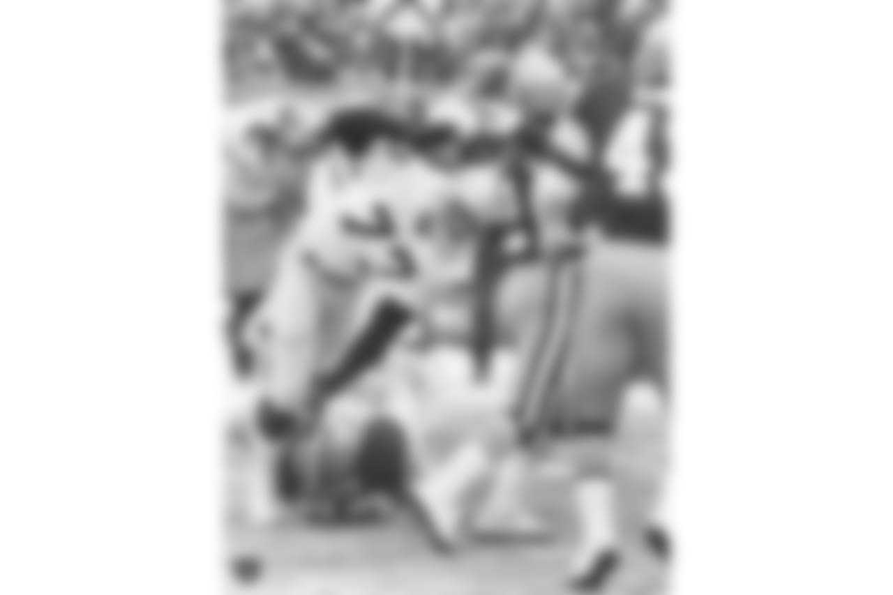 A look back at the Raiders 1980 AFC Divisional Playoff game against the Cleveland Browns, which came to be known as Red Right 88 because of the infamous passing play called by the Browns that led to a Raiders interception, and thus secured their win and advancement to Super Bowl XV against the Philadelphia Eagles.