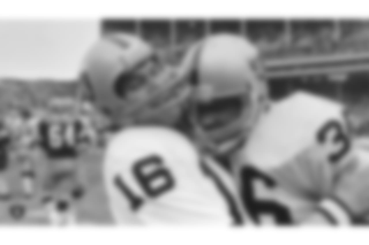 A look back at the Raiders 1980 AFC Divisional Playoff game against the Cleveland Browns, which came to be known as Red Right 88 because of the infamous passing play called by the Browns that led to a Raiders interception, and thus secured their win and advancement to Super Bowl XV against the Philadelphia Eagles.