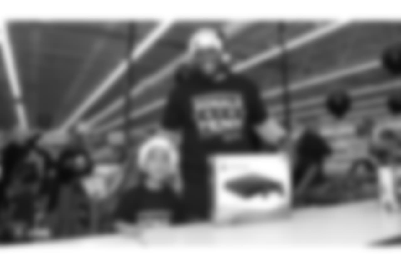 Donald Penn's Shop with a Jock gives 25 kids from the East Oakland Youth Development Center a chance to fulfill their holiday wish list by receiving a $300 Walmart gift card and a chance to go on an shopping spree with Donald Penn at Walmart. Joining Penn are Kelechi Osemele, Cameron Hunt, Brandon Parker, Jamar McGloster, Johnny Townsend, Ryan Yurachek, Darren Waller, Paul Butler and Clinton McDonald.