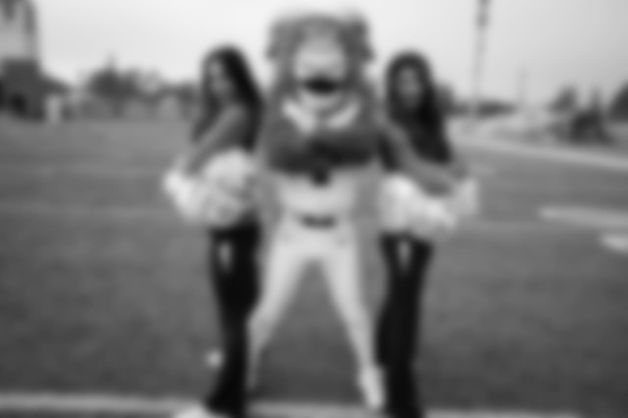 Cheerleaders and Rampage the Mascot at the 7 on 7 Passing Tournament and Big Man Championships at Cal Lutheran University in Thousand Oaks, CA on June 23rd, 2018. (Rams/Hiro Ueno)