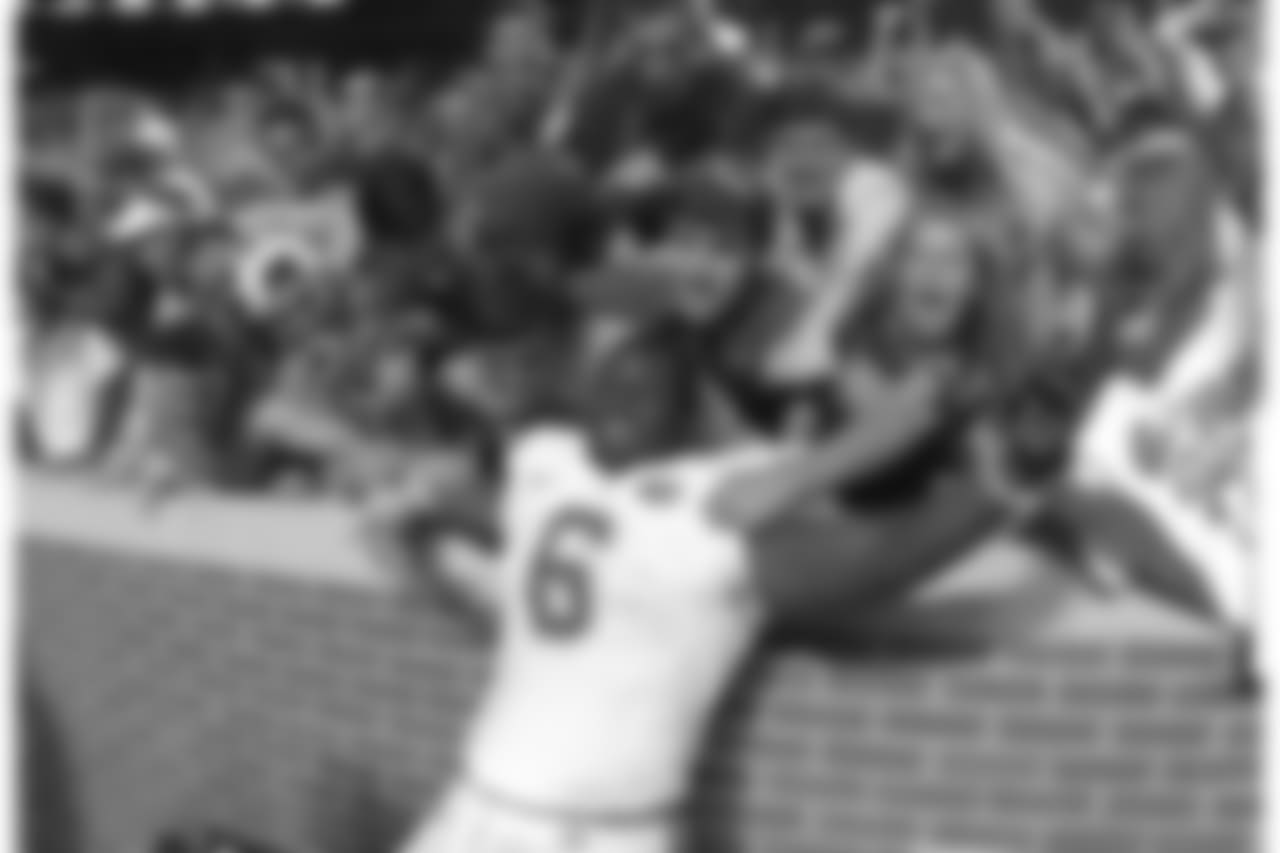 Florida Gators defensive lineman Dante Fowler Jr. (6) celebrates with fans after an NCAA college football game against the Tennessee Volunteers on Saturday, Sept. 15, 2012, in Knoxville, Tenn. (AP Photo/Wade Payne)