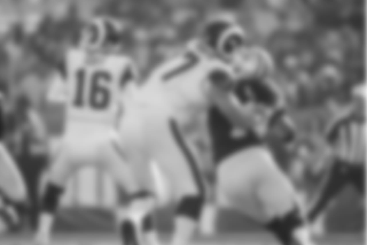 Tackle (77) Andrew Whitworth of the Los Angeles Rams against the New Orleans Saints during the Rams 26-20 victory over the Saints in an NFL Week 12 football game, Sunday, November 26, 2017, in Los Angeles, CA. (Jeff Lewis/Rams)