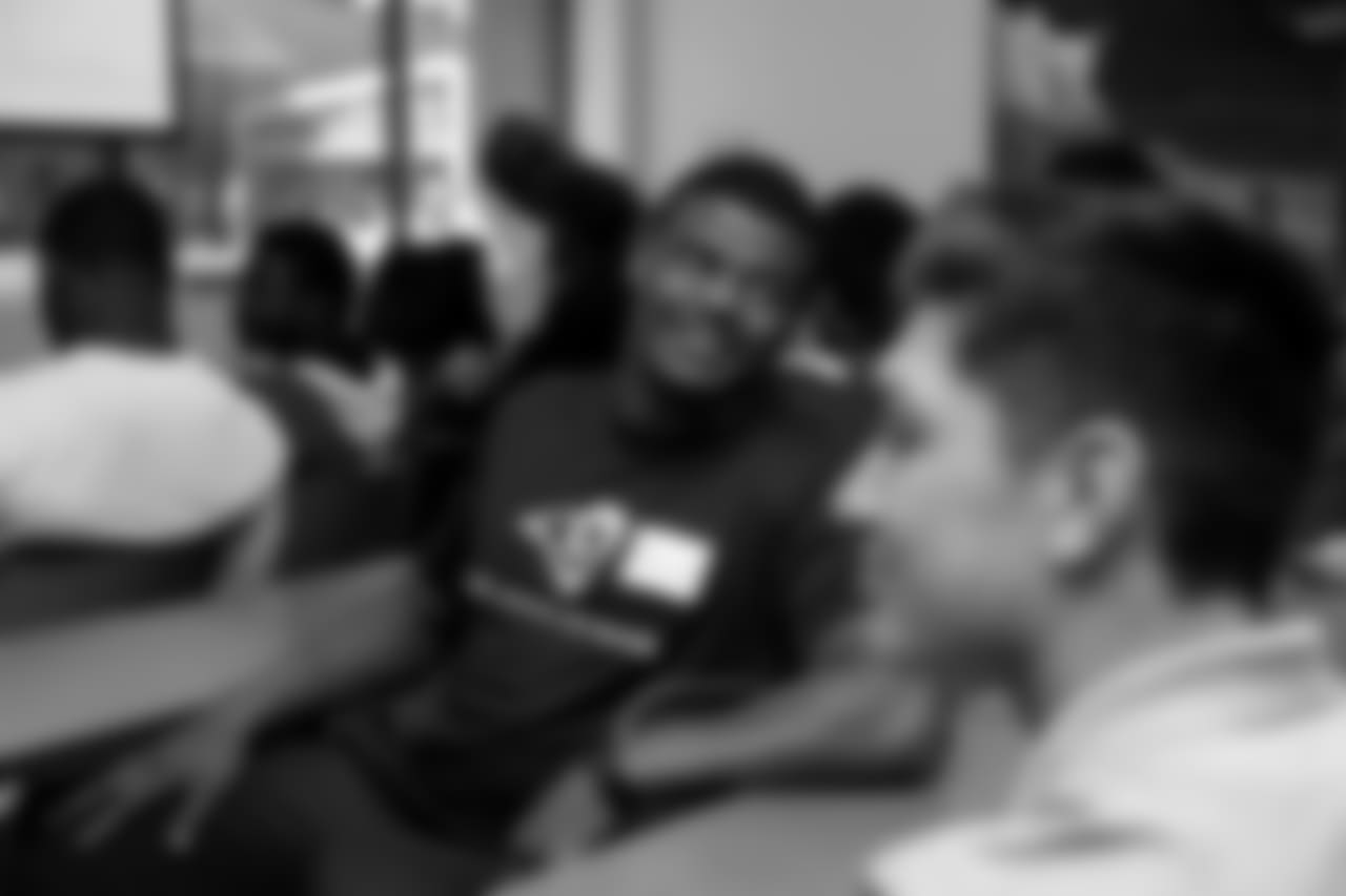 Los Angeles Rams linebacker Micah Kiser (59) along with other players and staff of the Los Angeles Rams attends a leadership session held with aims of breaking socioeconomic barriers between two high schools with varying demographics with RISE (Ross Initiative in Sports for Equality) on September 17th, 2018 at Oaks Christian School in Westlake Village, Calif (Rams/Hiro Ueno)