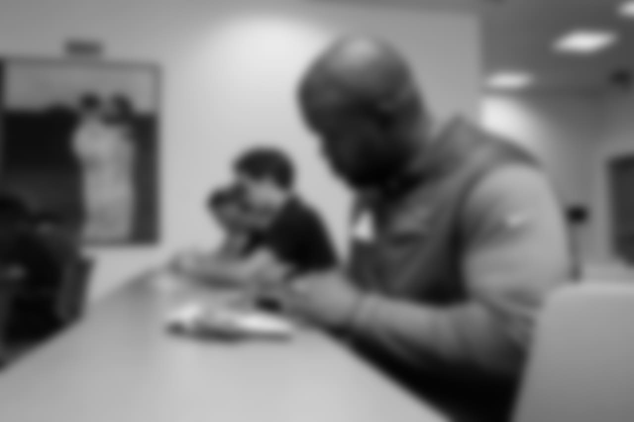 Los Angeles Rams player engagement coordinator Jacques McClendon, players and staff of the Los Angeles Rams attend a leadership session held with aims of breaking socioeconomic barriers between two high schools with varying demographics with RISE (Ross Initiative in Sports for Equality) on September 17th, 2018 at Oaks Christian School in Westlake Village, Calif (Rams/Hiro Ueno)