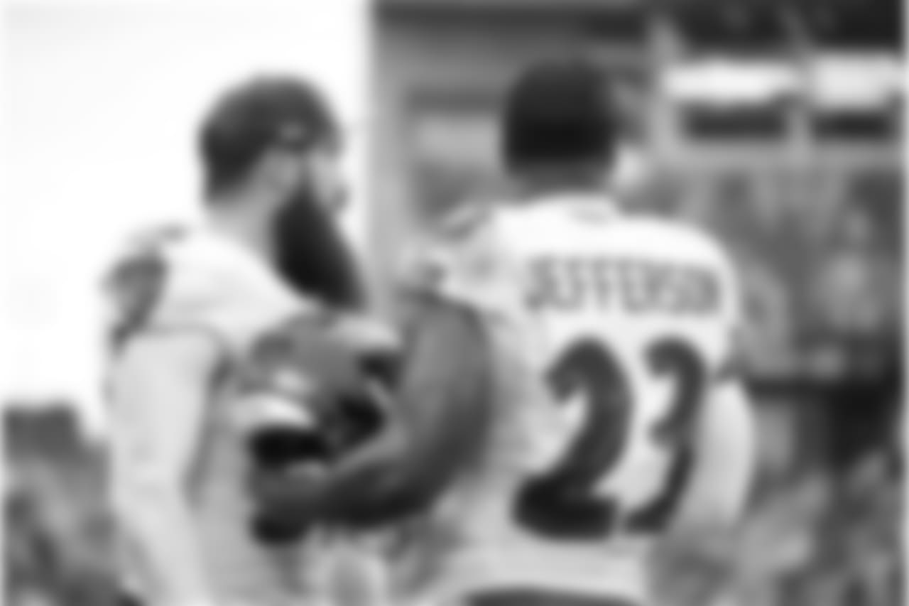 @tonyjefferson1 (Tony Jefferson) Ignorin the noise π΄ #week7