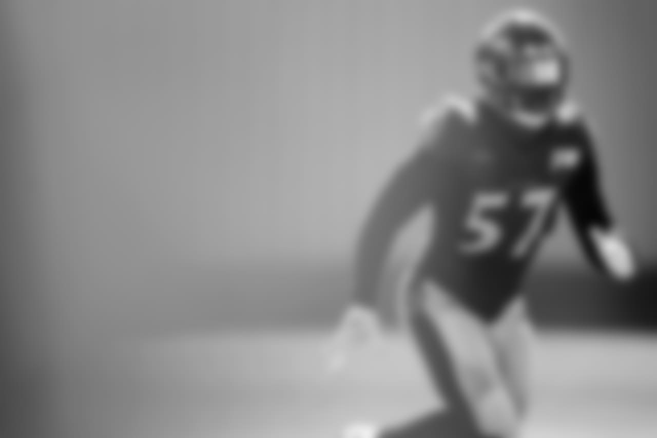 ILB C.J. Mosley