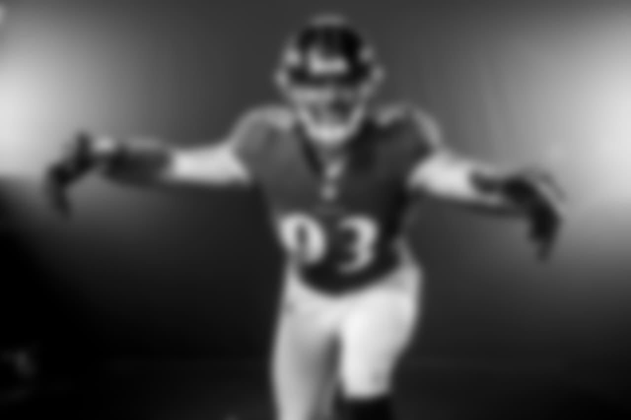 DE Chris Wormley