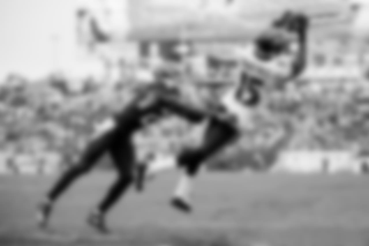 WR Michael Crabtree