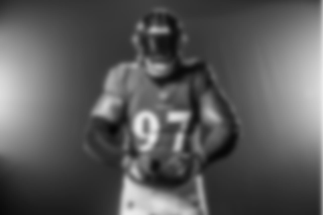 DT Michael Pierce