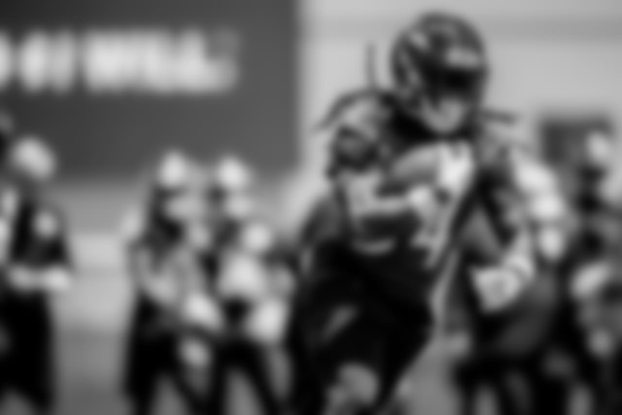 RB Alex Collins