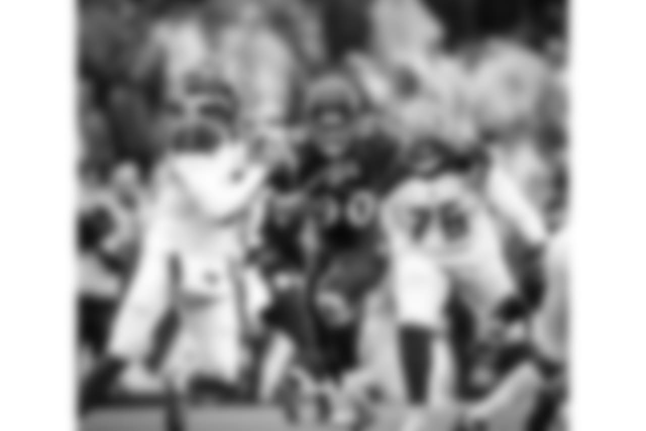 @zsmith94 (Za'Darius Smith) Week 16...