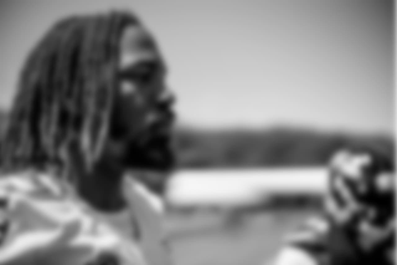 ILB C.J. Mosley