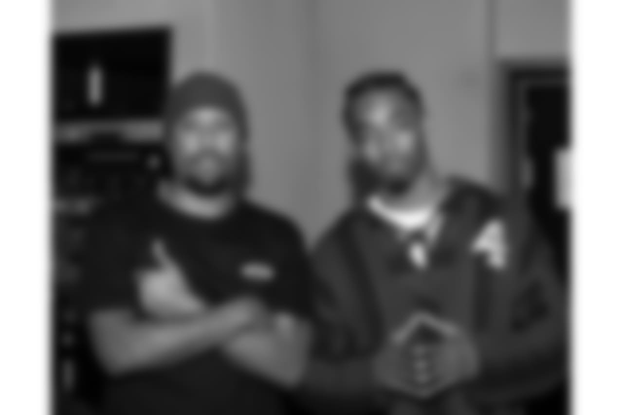 @jlas (Jordan Lasley) We only speaking one LAnguage
