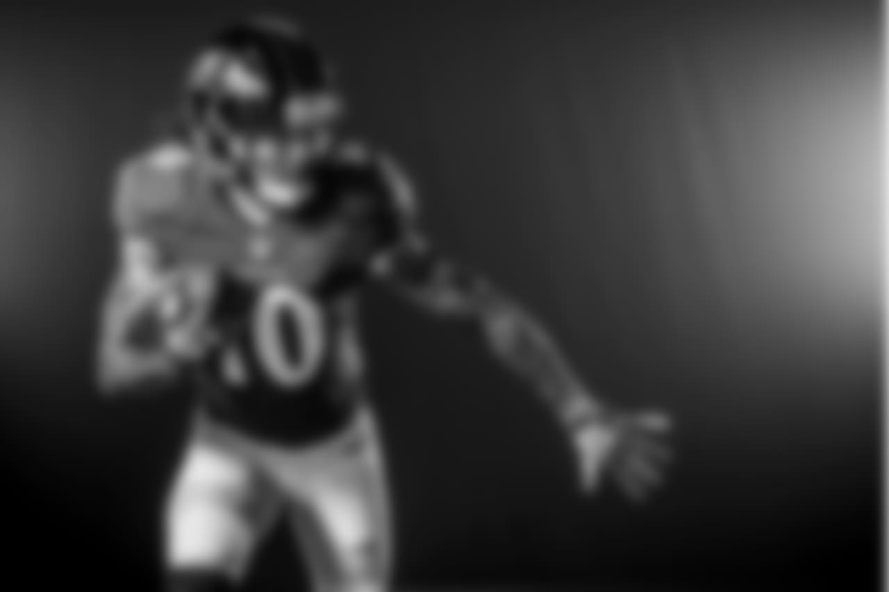 WR Chris Moore
