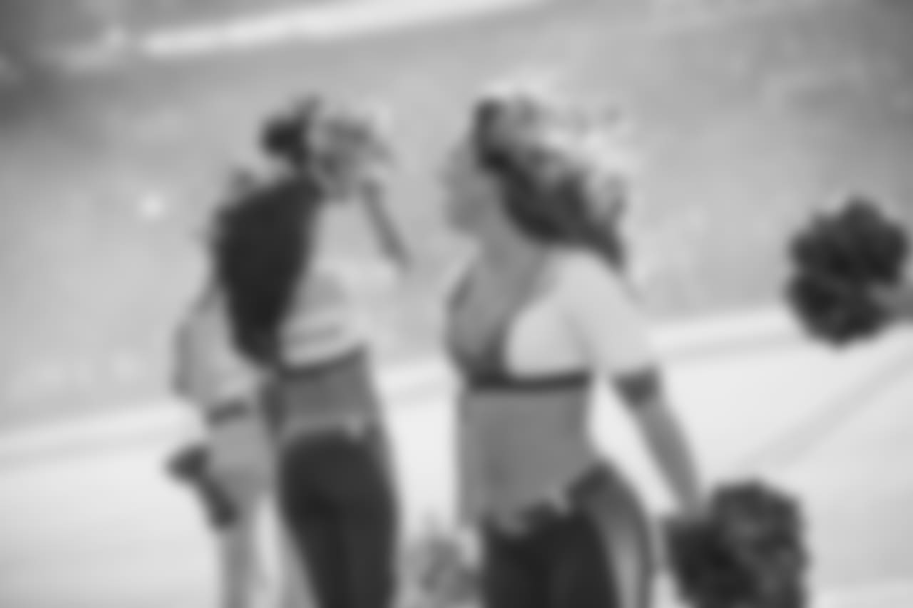 PLAYOFF_CHEERLEADERS-11