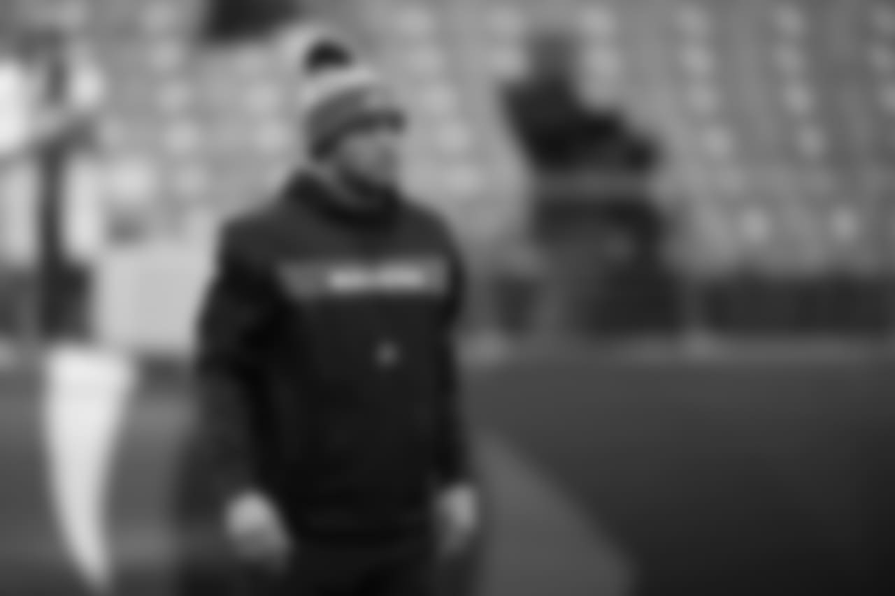 Baltimore Ravens cornerback Jimmy Smith warms up before an NFL football game against the Cleveland Browns, Sunday, Dec. 30, 2018, in Baltimore. (AP Photo/Nick Wass)
