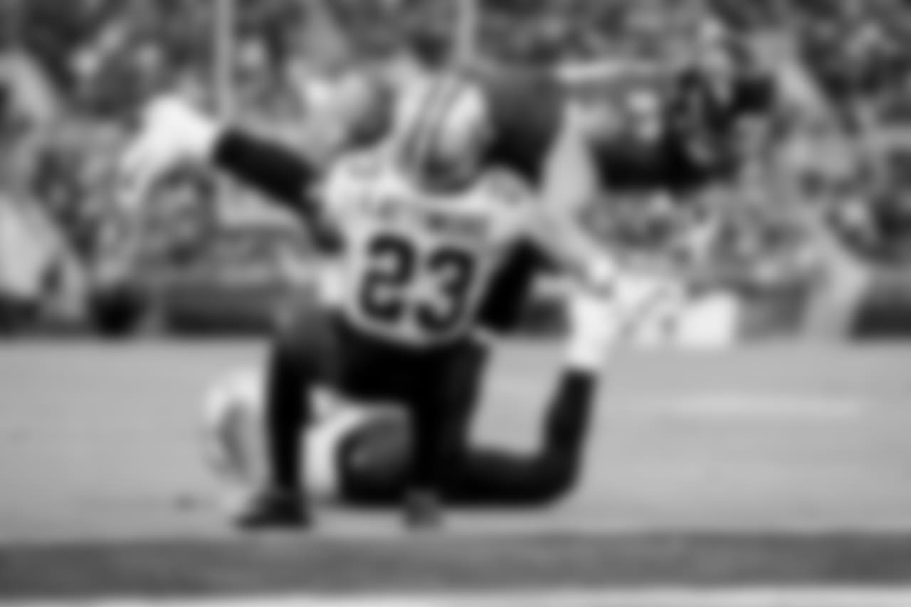 **TE Mark Andrews**
Andrews has been a solid contributor so far in his rookie season, tallying 21 catches for 244 yards and two touchdowns. He’s become a bigger part of the offense as the season has gone on. His six targets against the Steelers, including two in the red zone, were tied with wide receiver John Brown. Andrews scored his first career touchdown in Cincinnati and could be a major red-zone weapon moving forward.