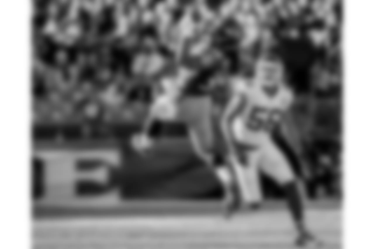 **RB Terrence Magee (Memphis Express)**
The Ravens signed Magee as an undrafted free agent in 2015 and bounced between the practice squad and active roster that season. He then spent time with the Rams, Browns, Seahawks and Falcons. Magee had five carries for 18 yards as a Zac Stacy’s backup on the Express.