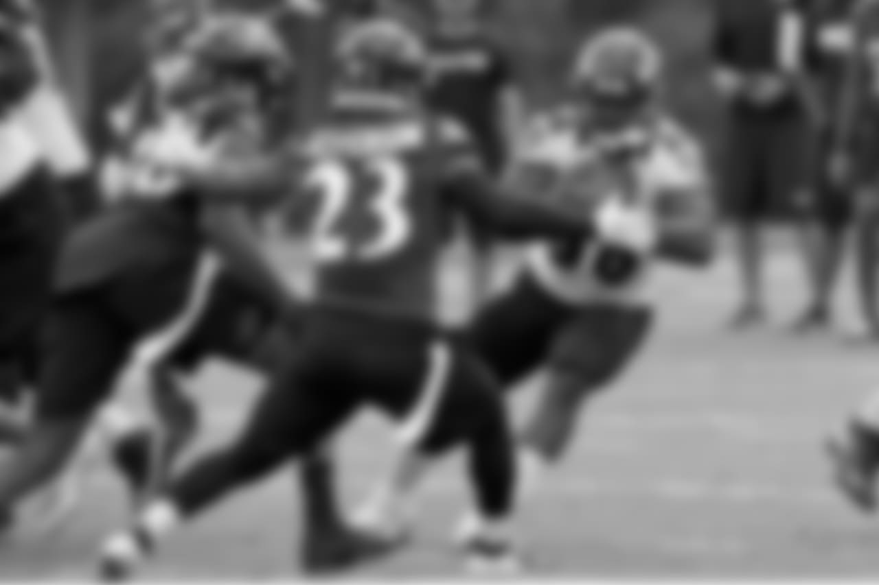 RB Christopher Ezeala