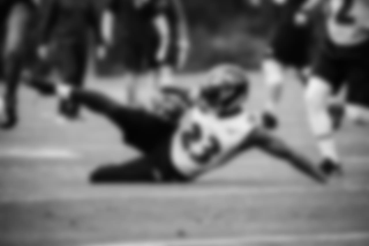 **S Tony Jefferson**
Jefferson made the play of the day in Wednesday’s practice when he picked off Flacco during an 11-on-11 two-minute drill. Jefferson undercut a route to make an outstretched interception. Eric Weddle said Jefferson has been lights out this offseason.