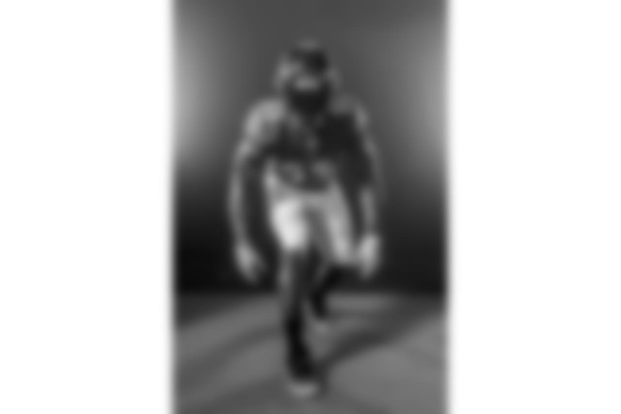 OLB Terrell Suggs