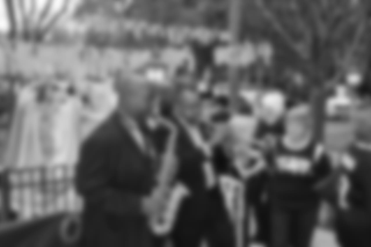 Gallery_BoycottSuperBowl53_Fans_Church020319_40