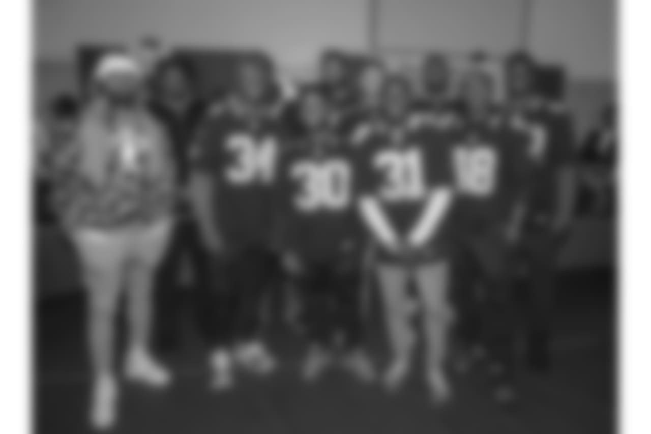 2560-1440-Gallery-saints-YMCA_Turkey-0324