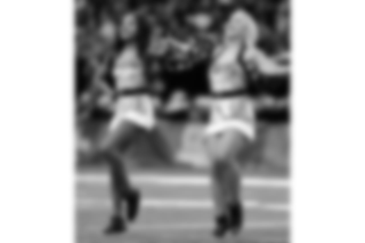Gallery_Faces_Saintsations_indya010419_15